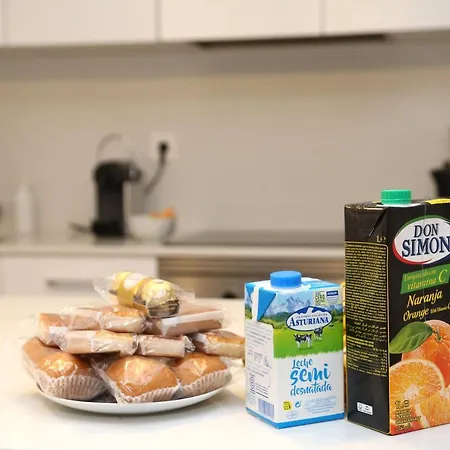 Daire Piso Reformado Frente A La Catedral