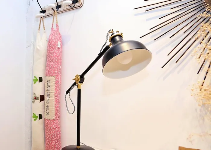 Piso Reformado Frente A La Catedral ビルバオ