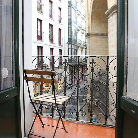 Piso Reformado Frente A La Catedral Lägenhet