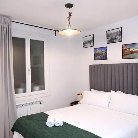 Piso Reformado Frente A La Catedral Apartment