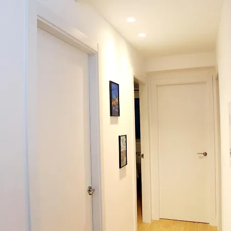 Piso Reformado Frente A La Catedral Διαμέρισμα *